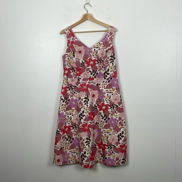 Boden Dresses & Skirts - Boden Womens 16R UK Sleeveless A Line Floral V Neck Back Zip Closure Lined Dress